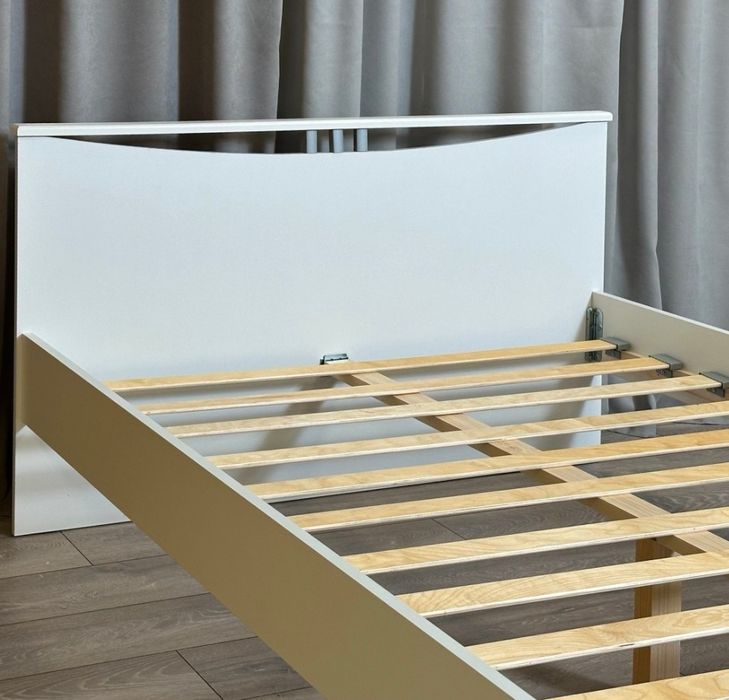 Кровать  + матрас  140#200