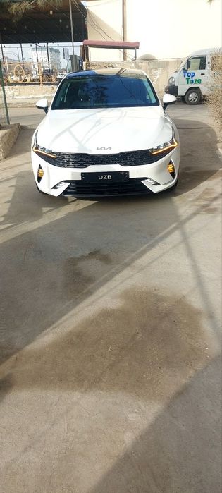Kia k5 sotiladi  srochniy