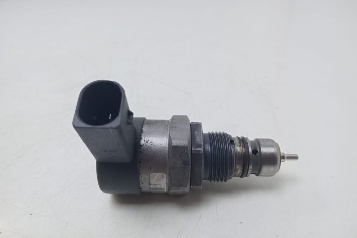 Regulator  senzor presiune rampa 2.0 D 0281002481 BMW Seria 5 E60/E61