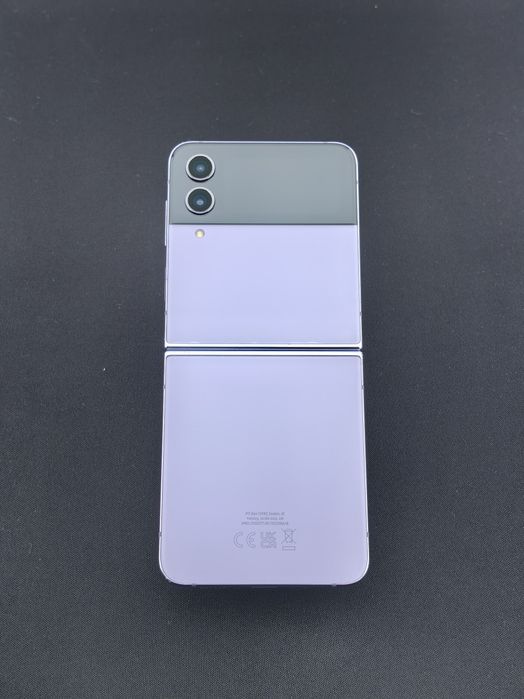 Samsung Galaxy Z Flip4  128 GB ID-cvp192