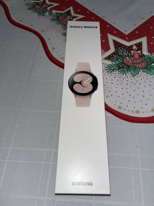 Samsung Galaxy watch 4 смарт часовник роуз голд