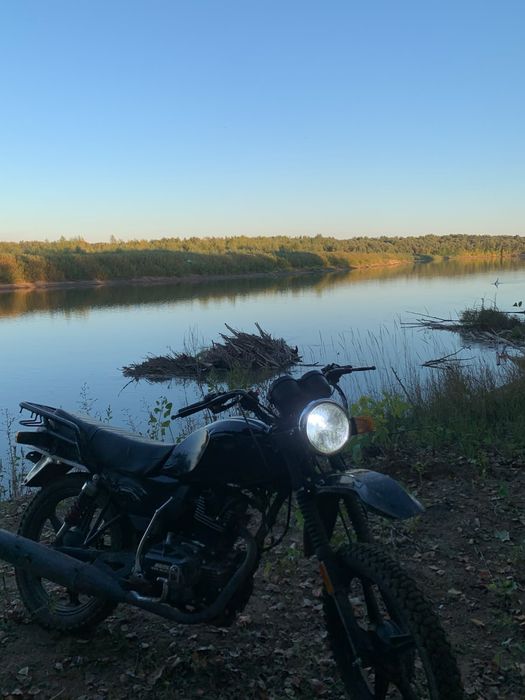 Мотоцикл Suzuki gsx 200