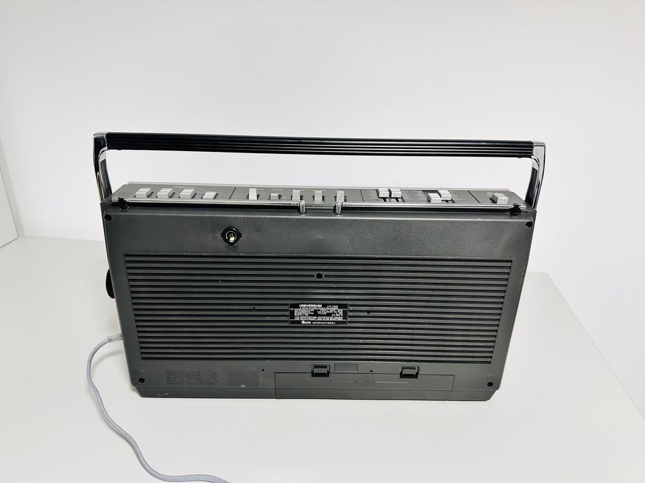 BOOMBOX/radiocasetofon UNIVERSUM Super Sound 16000 CTR 2605 – 4-Band Stereo, German 1983, FM Stereo,Casetofon Stereo, 4 Difuzoare,VU-Metre-
