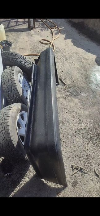 Бампер порог БМВ Е34