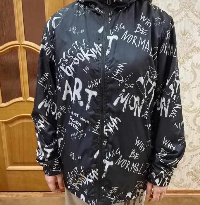 Куртка весенняя тонкая