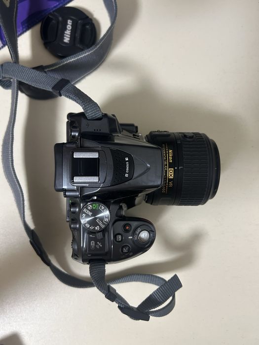 Nikon D5300 + объектив 18–55mm DX VR
