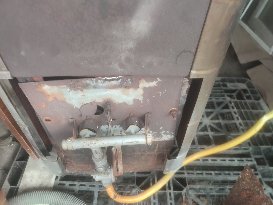 Продам газовый печь для бани.