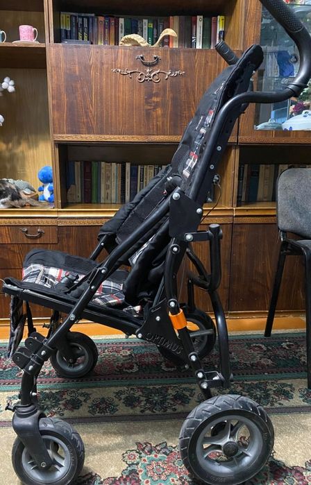 Детская  коляска.