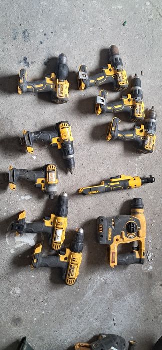 Dewalt si stanley scule la preturi diferite