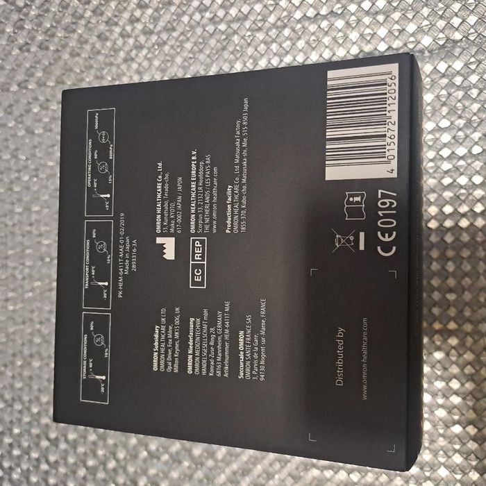 OMRON единствен сертифициран измерващ кръвно налягане Японски -700лв