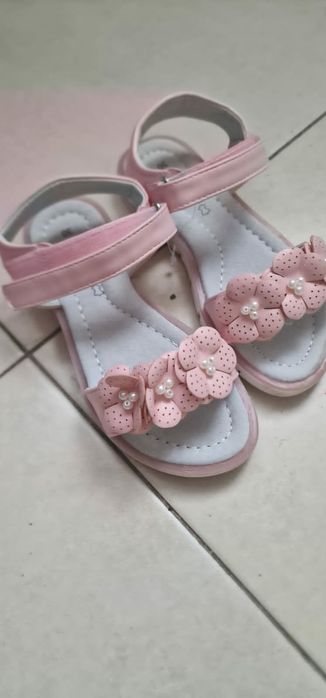 Сандали для девочки. 29 размера.