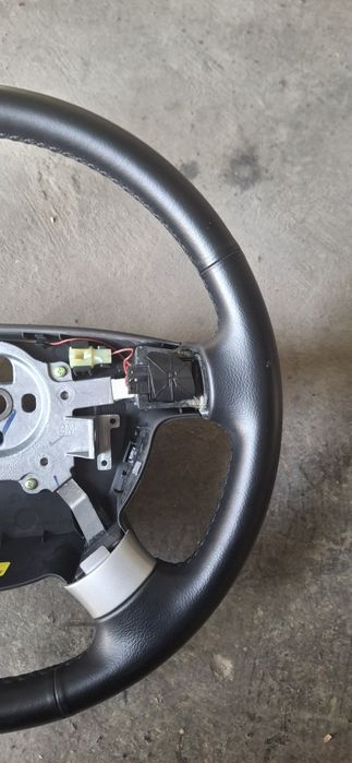 Продам рулевое колесо от жентры кожанный идеалном состоянии.фото реалн