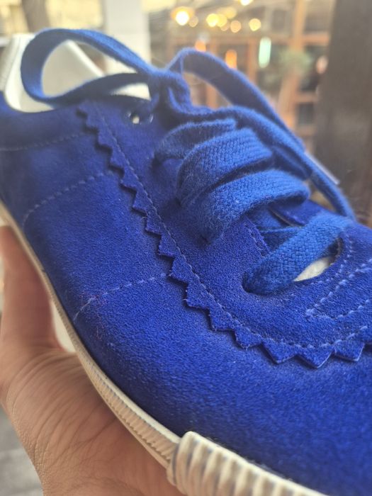 Нови велурени кецове