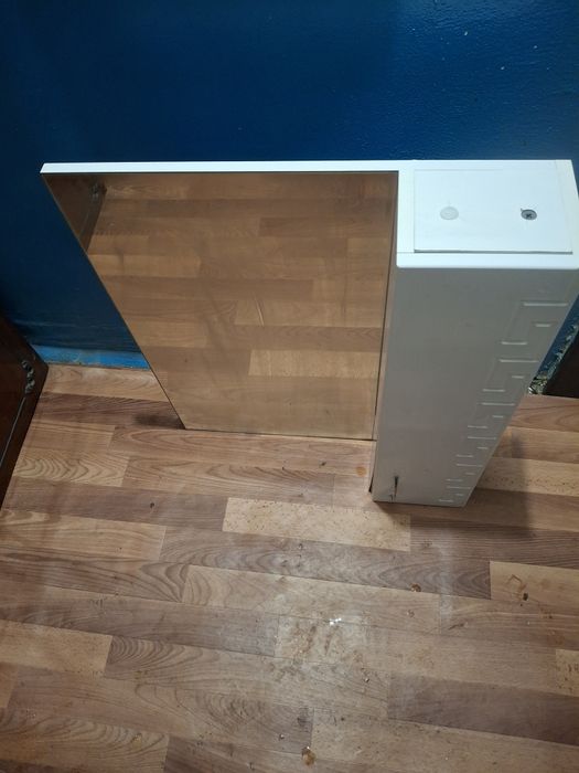 Продам настенные  зеркало