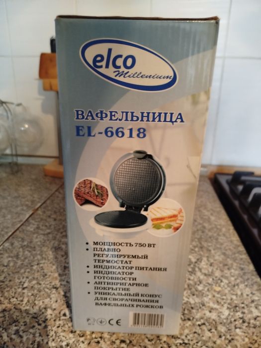 Вафельница электрическая