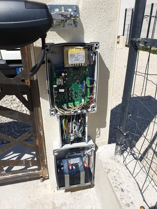 Service,reparatii, mentenata automatizari porti,usi garaj si bariere