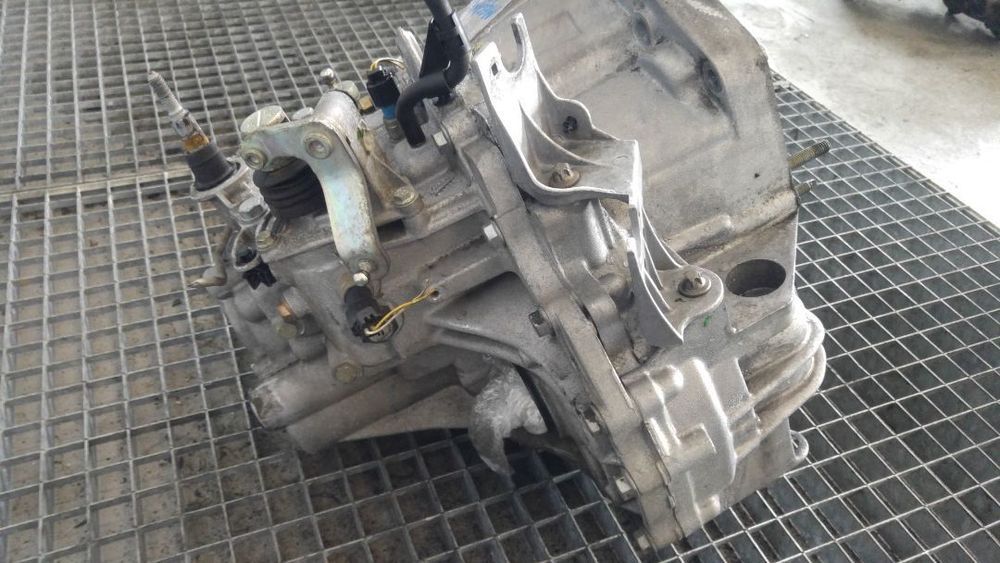 cutie viteze manuala renault megane 2 1.9 dci f9q 6 trepte 8200156391