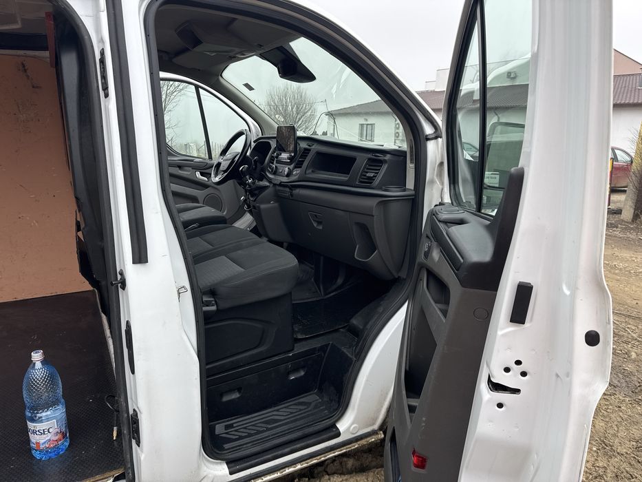 Ford Transit Custom 2020 . Schimb sau vind !
