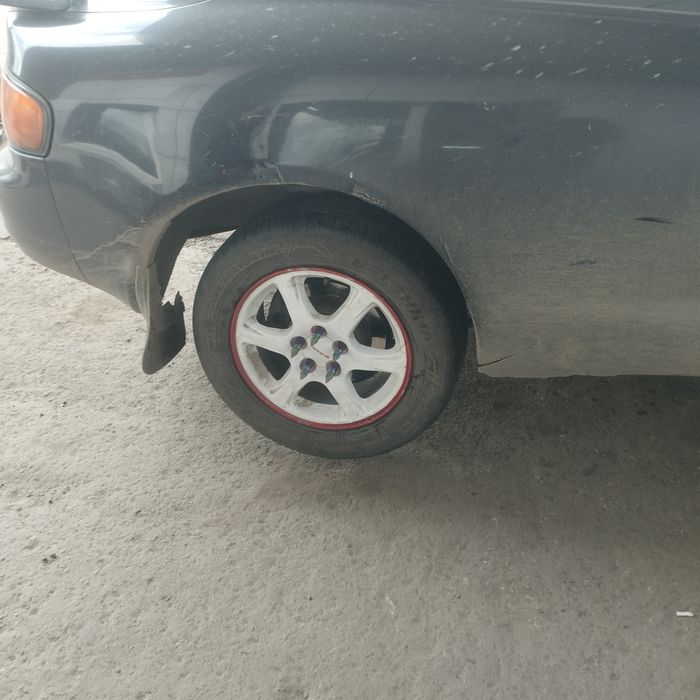 Продам комплект дисков с шинами