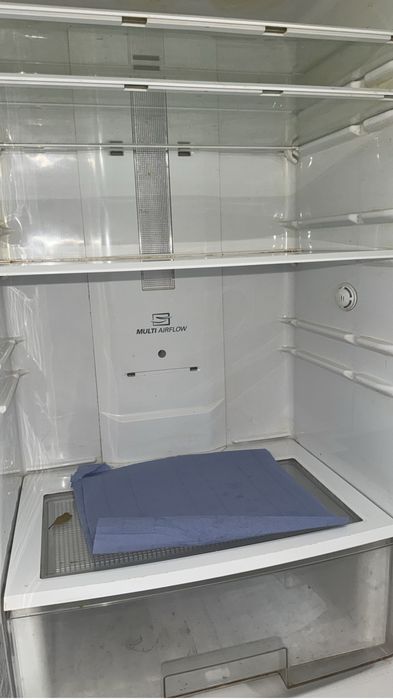 Продам холодильник LG