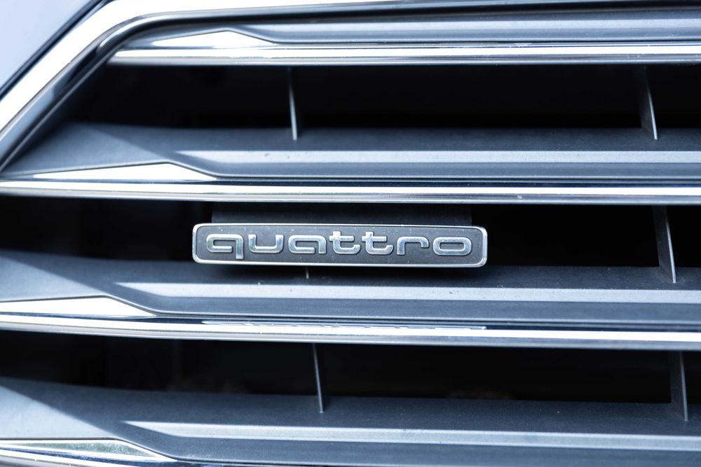 Audi A4 B9 2.0TDI quattro Prestige