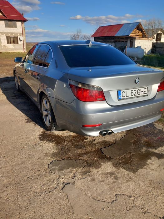 Vând Bmw e60 525d