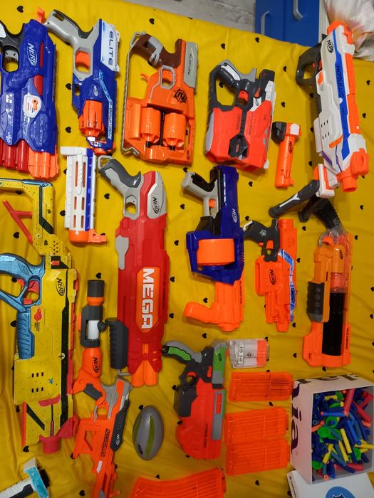 Vând colectie pusti nerf dau și pe bucat!!!i