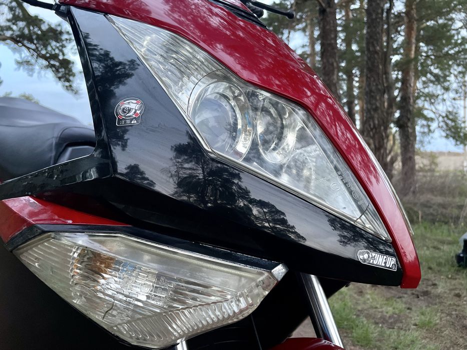 Скутер BENDA CUBE 150