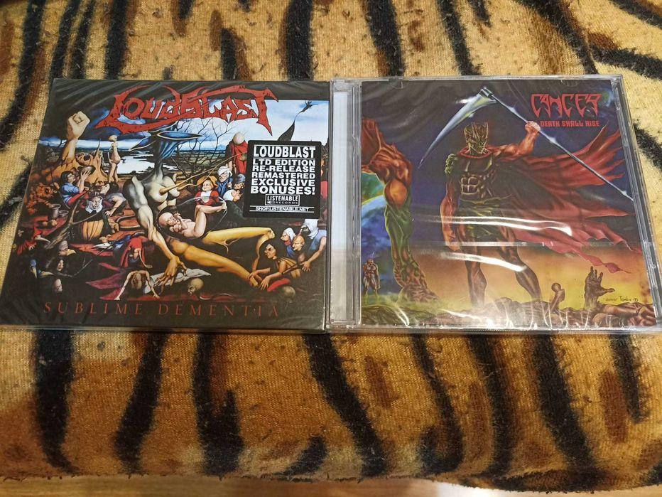 Оригинални метъл дискове на Loudblast и Cancer