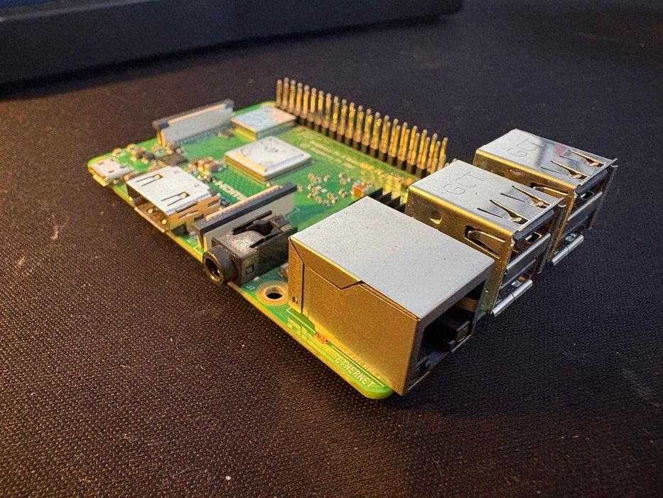Одноплатный компьютер Raspberry PI 3b+