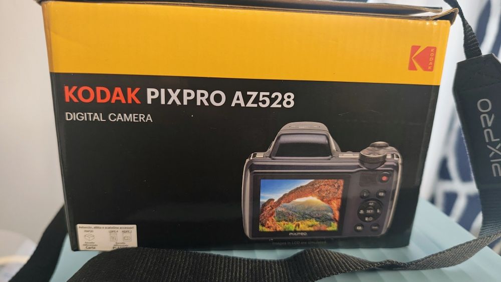 Aparat foto Kodak PixPro AZ528