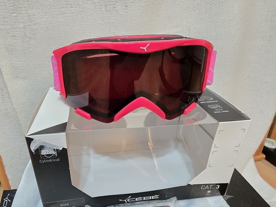 Vând ochelari de schi( Ski)Cébé