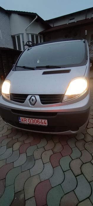 Vând  Renault Trafic 2008,