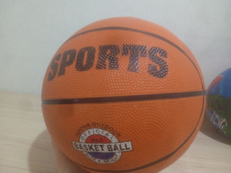 Продам пакет мячей в одни руки