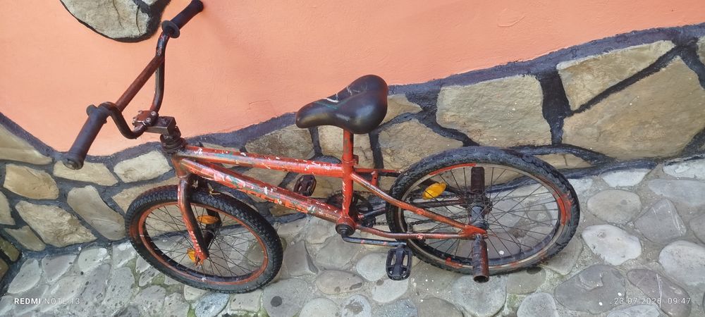 Vând BMX perfecta stare