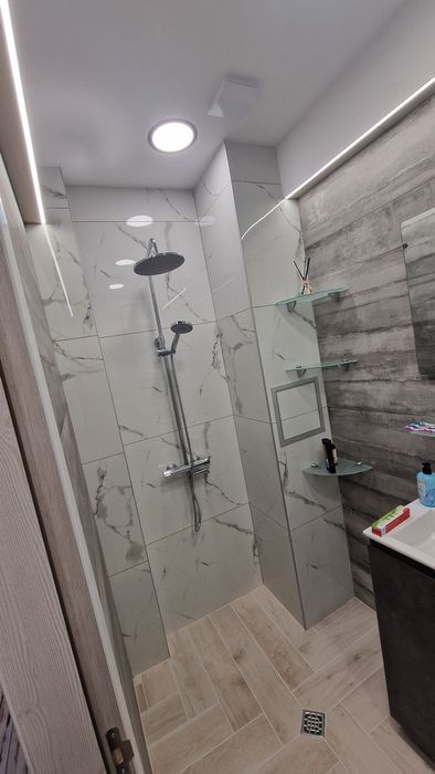 Продава се Тристаен апартамент в Варна, Колхозен пазар - 76 кв.м за 1879 €/кв.м - Снимка #8