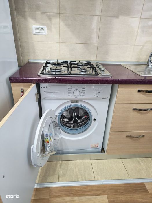 Apartament cu 2 camere, tip studio, de închiriat – Zona Marriott,