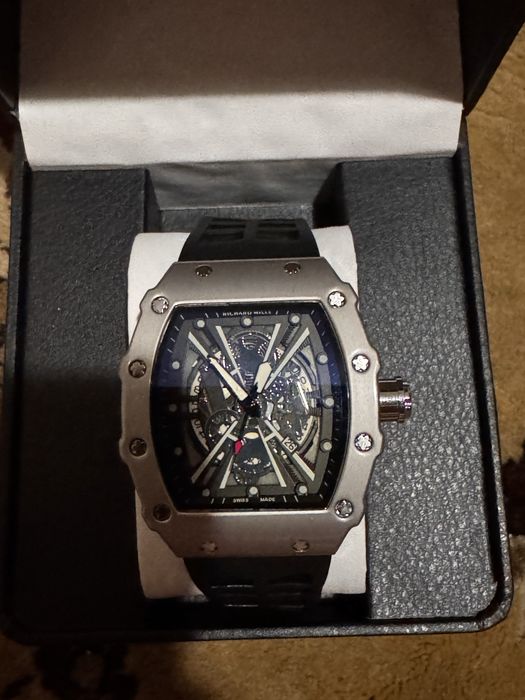 Richard Mille-Часовник-Чисто Нов