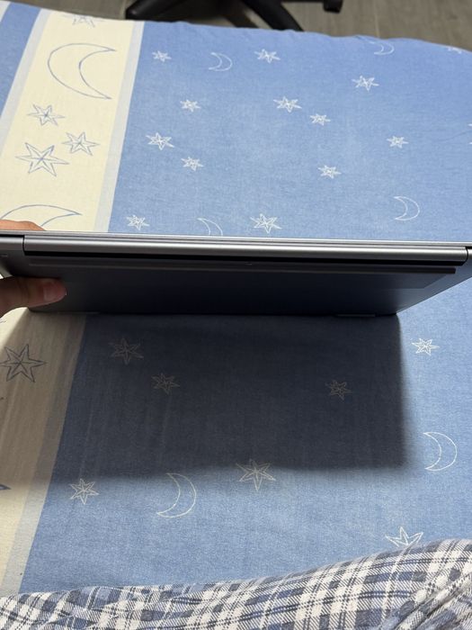 Lenovo Yoga Slim 7 15ILL9 – Intel Core Ultra 7, 16 GB RAM, Touchscreen, Nou