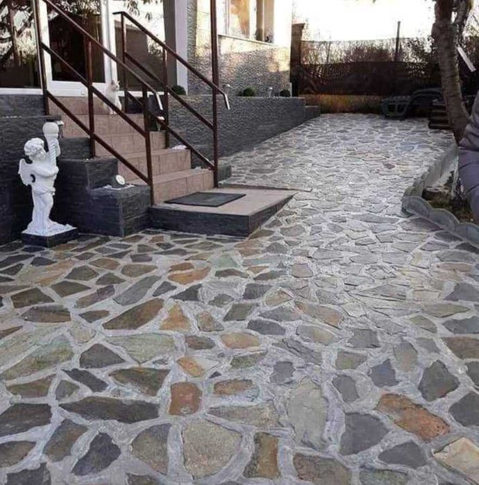 Piatră de Munte pentru Alei – Livrare Rapidă și Montaj Profesional