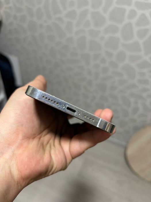 Продам айфон 12про Макс, iphone 12pro max