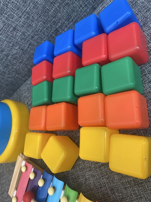 Игрушки развивающиеся