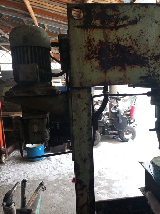 Продам гидравлический пресс