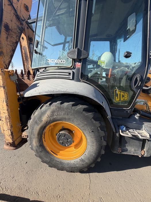 JCB на ходу торг при осмотре
