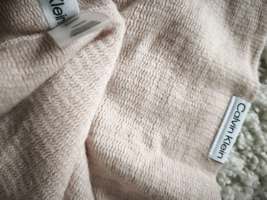 Eșarfă circulară Kalvin Klein