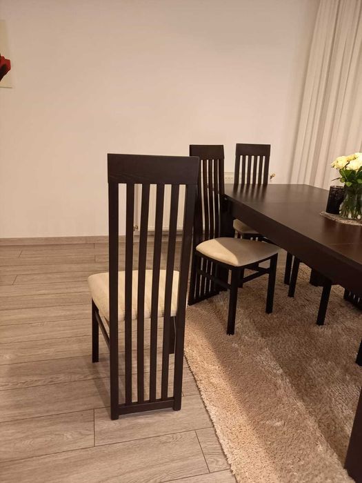 Scaune elegante sufragerie