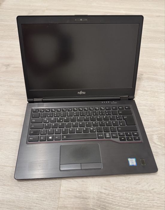 Laptop Fujitsu U749 – i7-8665U / 16GB RAM / SSD 512GB