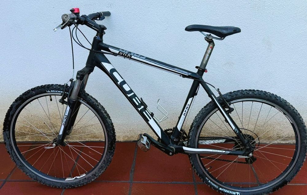 Bicicleta cube OFERTA