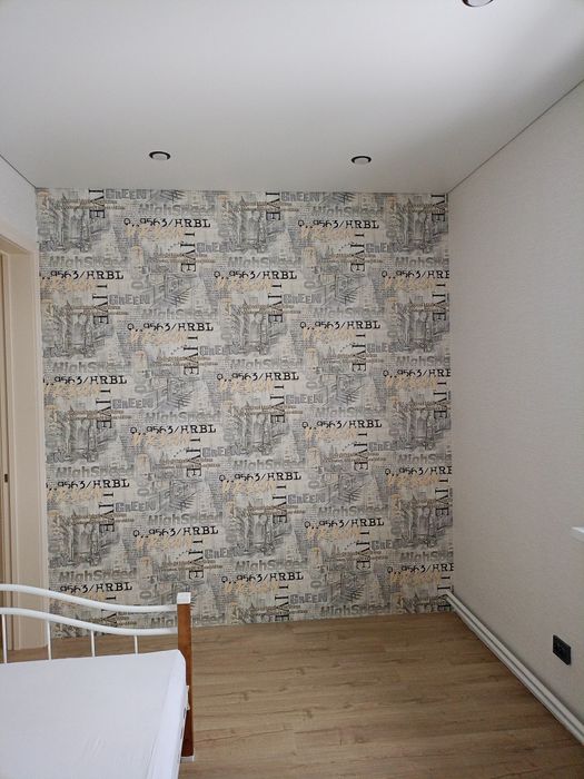 Поклейка обоев.Галтели .