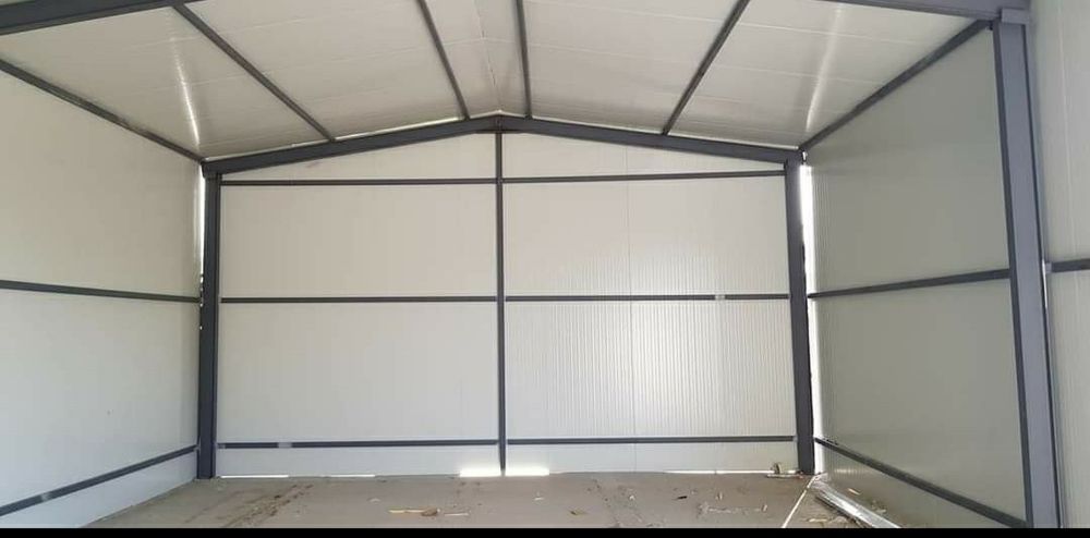 hale si structuri metalice